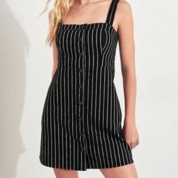 hollister black and white dress Hollister Women Black White Striped Sleeveless Mini Dress V Neck Size Small NEW